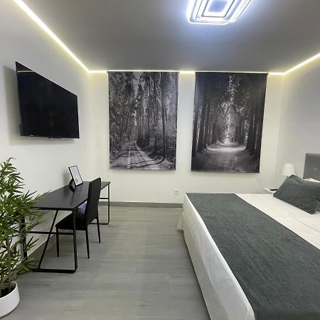 Suara Apartamentos 3 Мадрид Экстерьер фото
